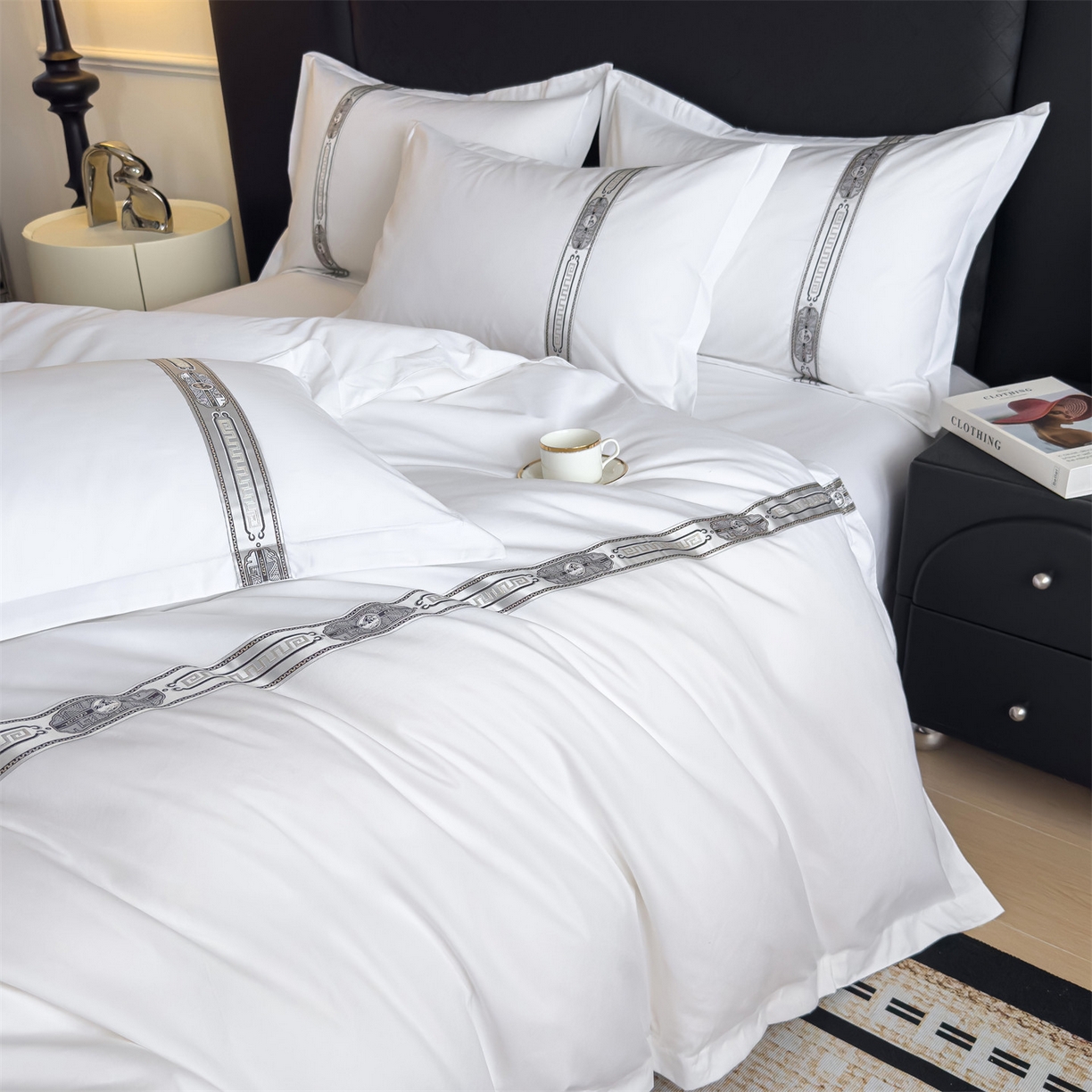 91家纺网 家纺一手货源 找家纺 梦庭帛美 2025新款酒店布草宾馆刺绣磨毛四件套 银韵