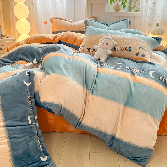 91家纺网 家纺一手货源 找家纺 优姿家纺 2025新款高克重牛奶绒印花单被套 月光曲