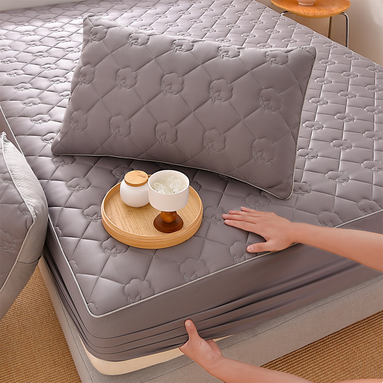 91家纺网 家纺一手货源 找家纺 （总）金鹰 2025新款全棉50S夹棉抗菌防螨床笠加厚床笠席梦思保护套