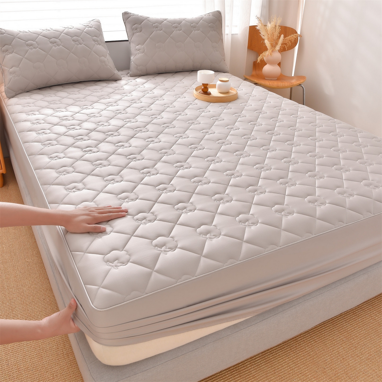 91家纺网 家纺一手货源 找家纺 金鹰 2025新款全棉50S夹棉抗菌防螨床笠加厚床笠席梦思保护套 灰色