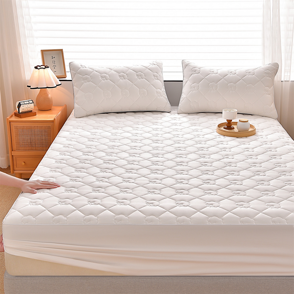 91家纺网 家纺一手货源 找家纺 金鹰 2025新款全棉50S夹棉抗菌防螨床笠加厚床笠席梦思保护套 珍珠白