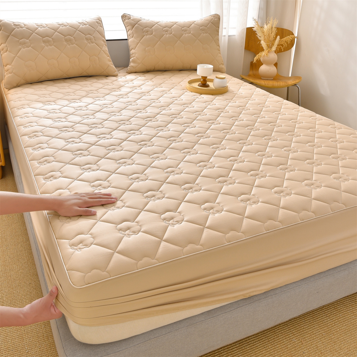 91家纺网 家纺一手货源 找家纺 金鹰 2025新款全棉50S夹棉抗菌防螨床笠加厚床笠席梦思保护套 卡其