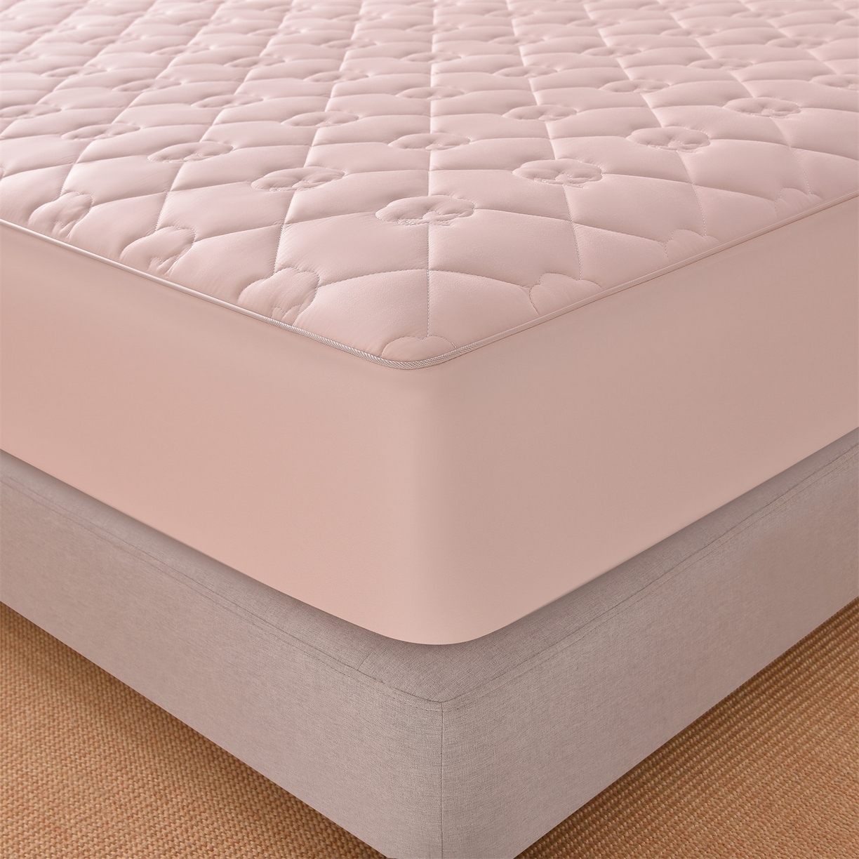 91家纺网 家纺一手货源 找家纺 金鹰 2025新款全棉50S夹棉抗菌防螨床笠加厚床笠席梦思保护套 浅粉