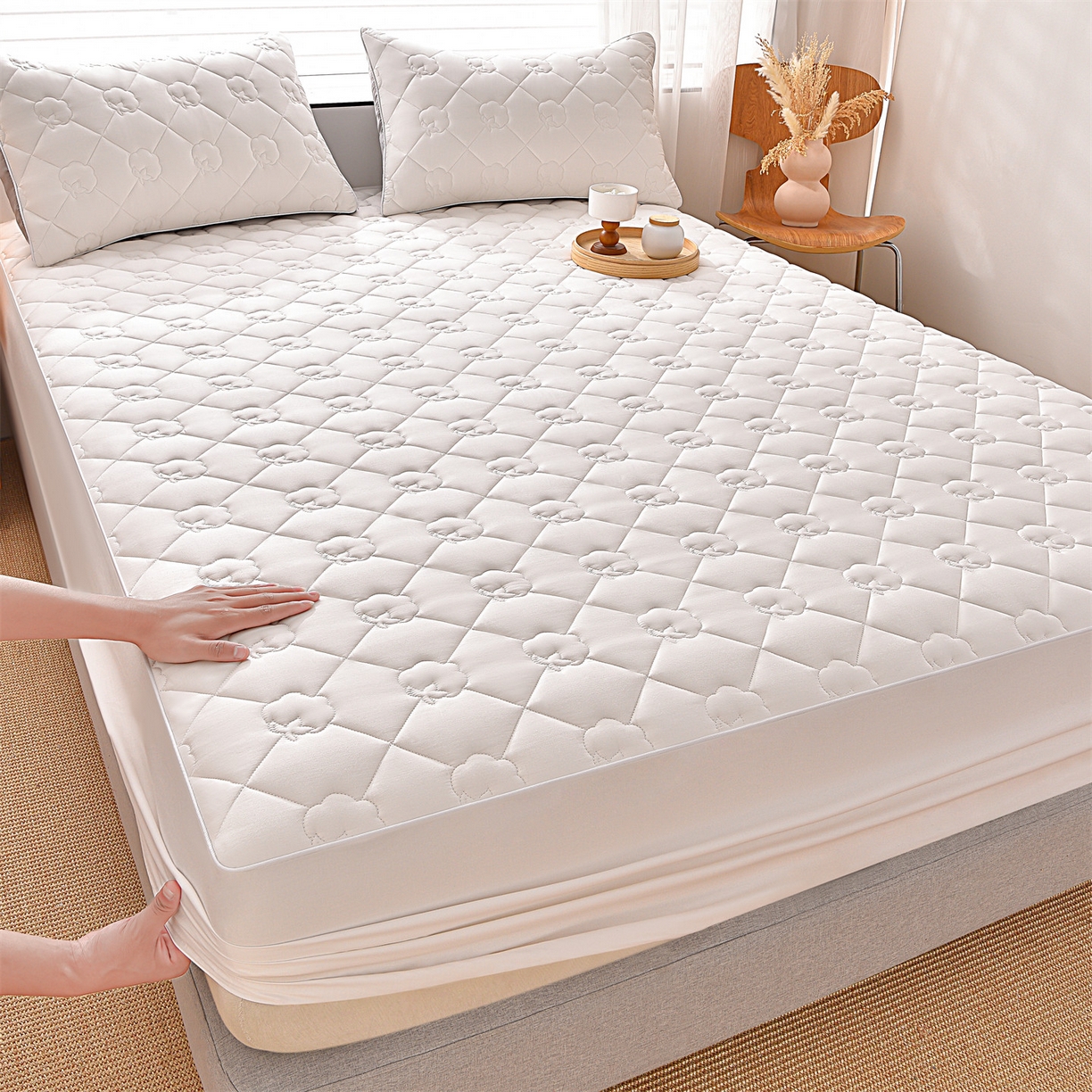 91家纺网 家纺一手货源 找家纺 金鹰 2025新款全棉50S夹棉抗菌防螨床笠加厚床笠席梦思保护套 珍珠白