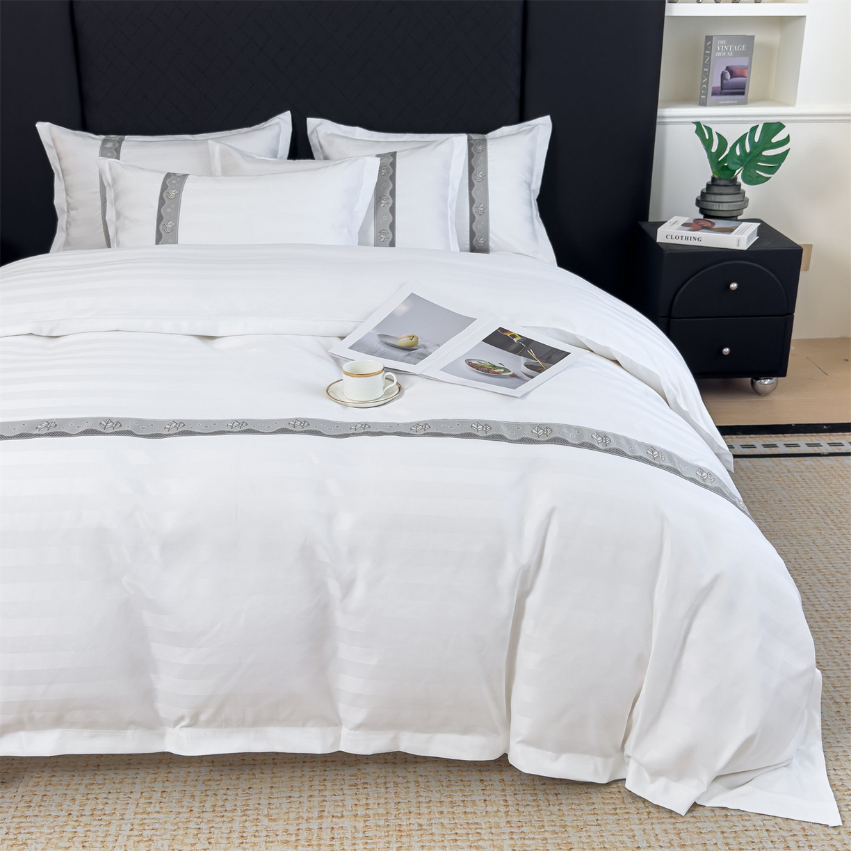 91家纺网 家纺一手货源 找家纺 梦庭帛美 2025新款酒店布草缎条刺绣款四件套 叶繁