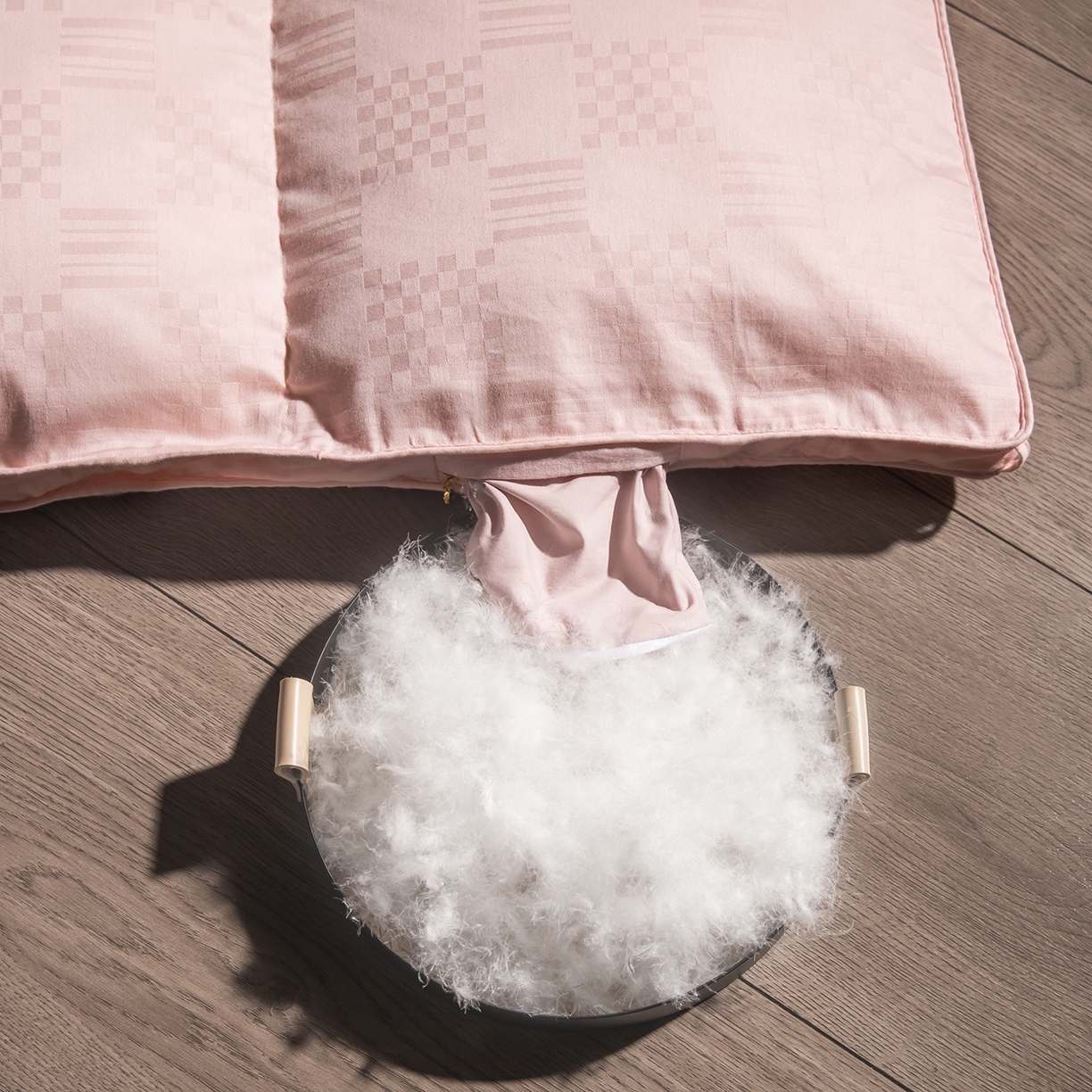 91家纺网 家纺一手货源 找家纺 华盛羽绒被壳 2025新款双层全棉提花羽绒被壳华夫格 华夫格粉玉