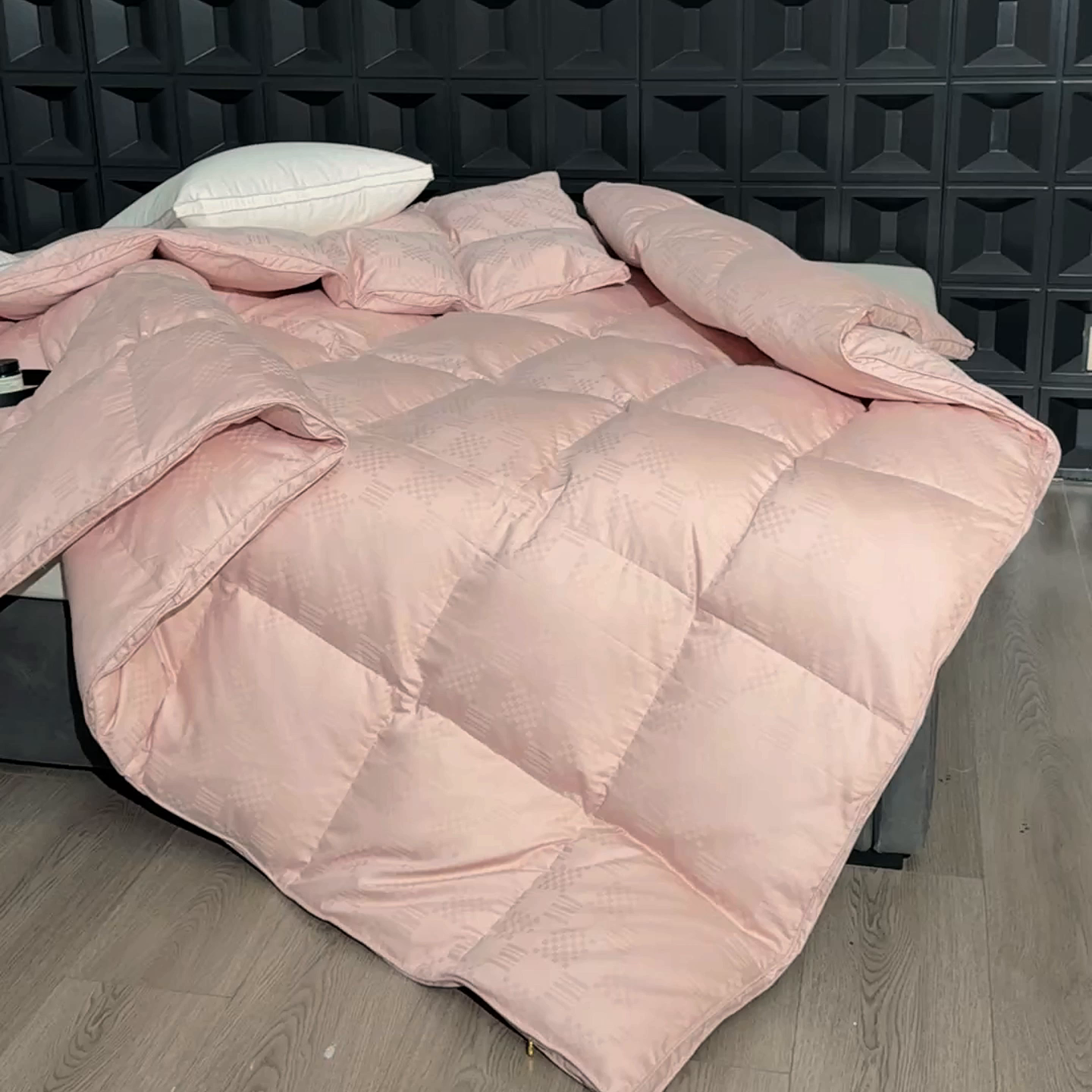 91家纺网 家纺一手货源 找家纺 华盛羽绒被壳 2025新款双层全棉提花羽绒被壳华夫格 华夫格豆沙