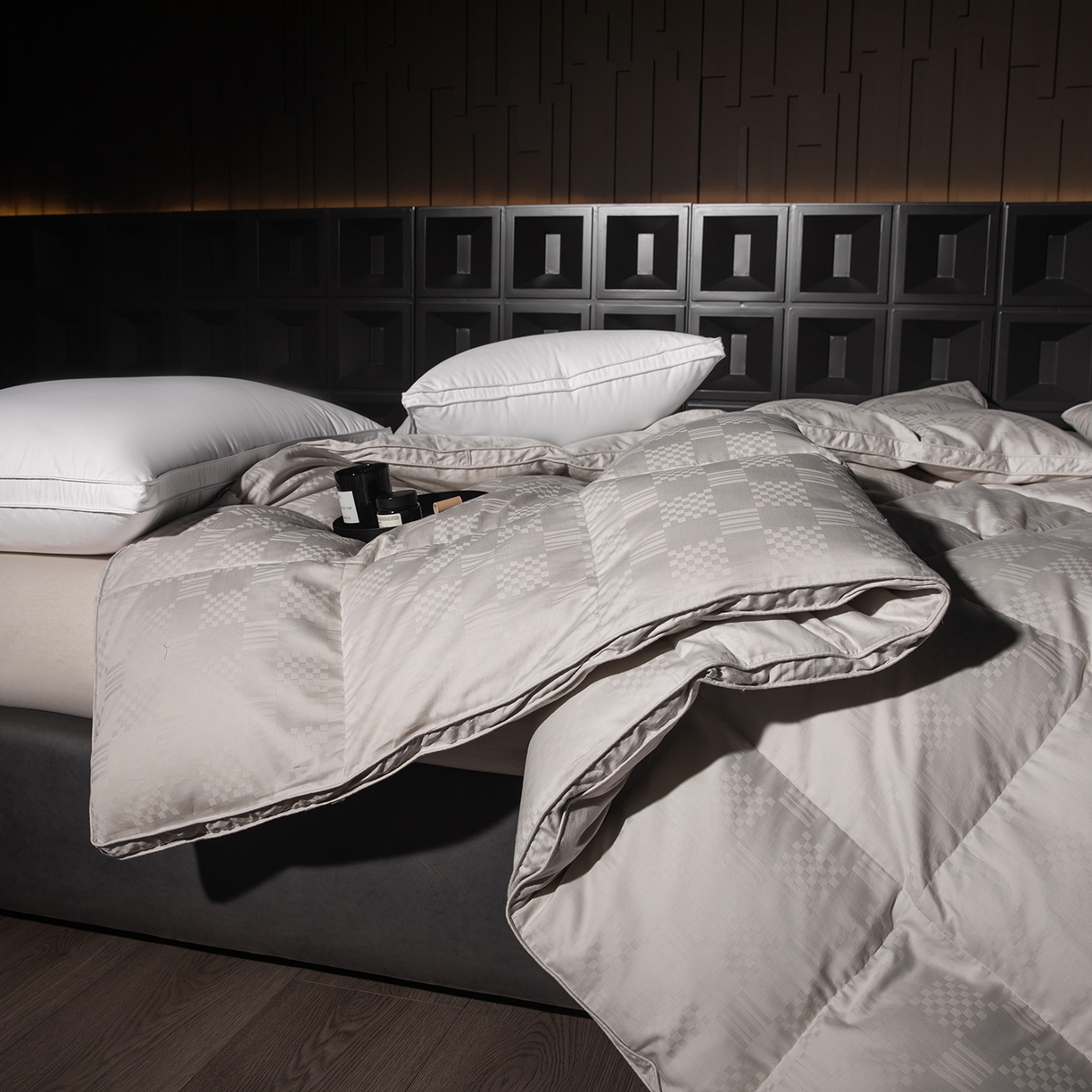 91家纺网 家纺一手货源 找家纺 华盛羽绒被壳 2025新款双层全棉提花羽绒被壳华夫格 华夫格灰