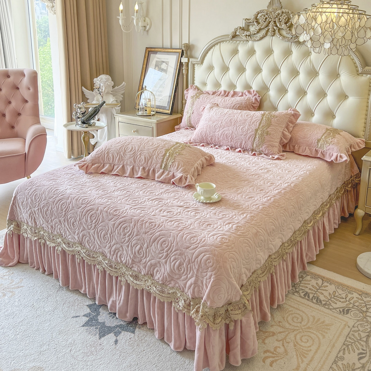 91家纺网 家纺一手货源 找家纺 恋尚 2025新款雕花牛奶绒罗曼蒂克系列四件套（控价290） 罗曼蒂克-蜜桃粉