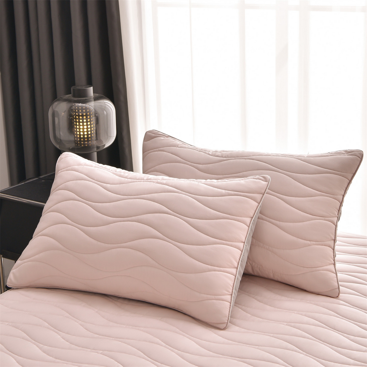 91家纺网 家纺一手货源 找家纺 金鹰 2025新款全棉50S抗菌防螨夹棉防水床笠席梦思保护套床垫套 波浪纹-粉色