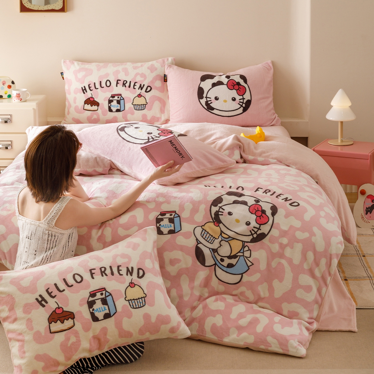 RYB红黄兰 2025新款设计师原创牛奶绒大版数码印花四件套 粉豹奶牛猫