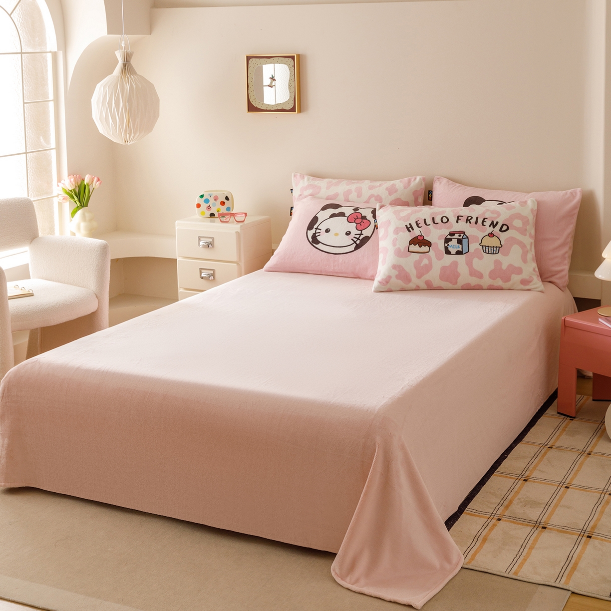 91家纺网 家纺一手货源 找家纺 RYB红黄兰 2025新款设计师原创牛奶绒大版数码印花四件套 粉豹奶牛猫