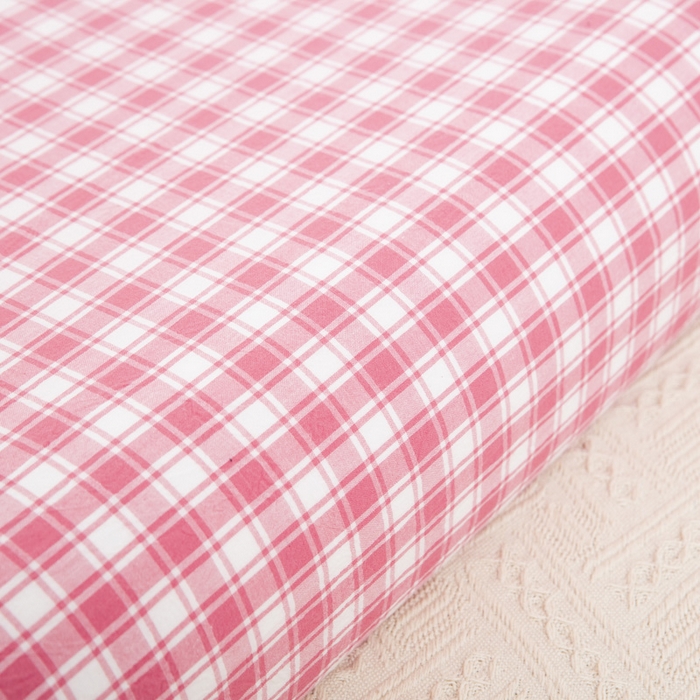 91家纺网 家纺一手货源 找家纺 大黄蜂家居家纺 2025新款纯棉水洗棉乳胶枕套 清新粉