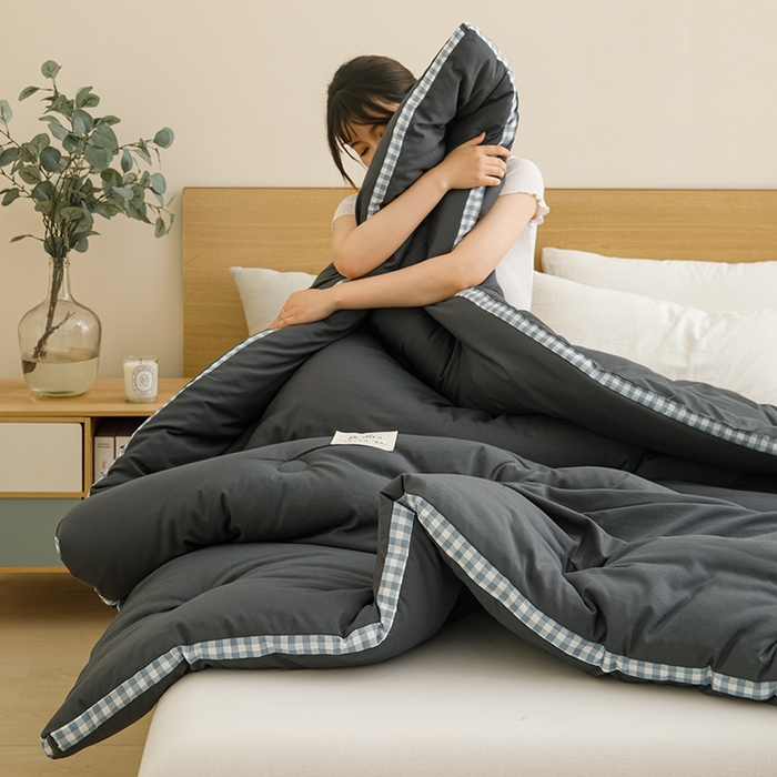 91家纺网 家纺一手货源 找家纺 （总）小叮当家纺仓储工厂店 2025新款无印风水洗磨毛立体大豆纤维被被子被芯