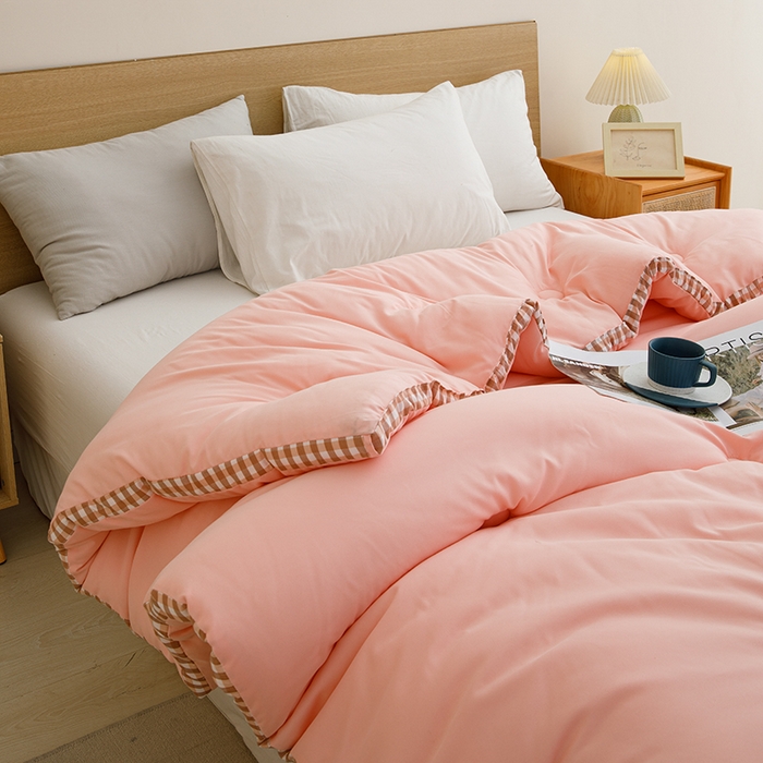 91家纺网 家纺一手货源 找家纺 小叮当家纺仓储工厂店 2025新款无印风水洗磨毛立体大豆纤维被被子被芯 棋盘格-浅粉【A类母婴级 大豆纤维】