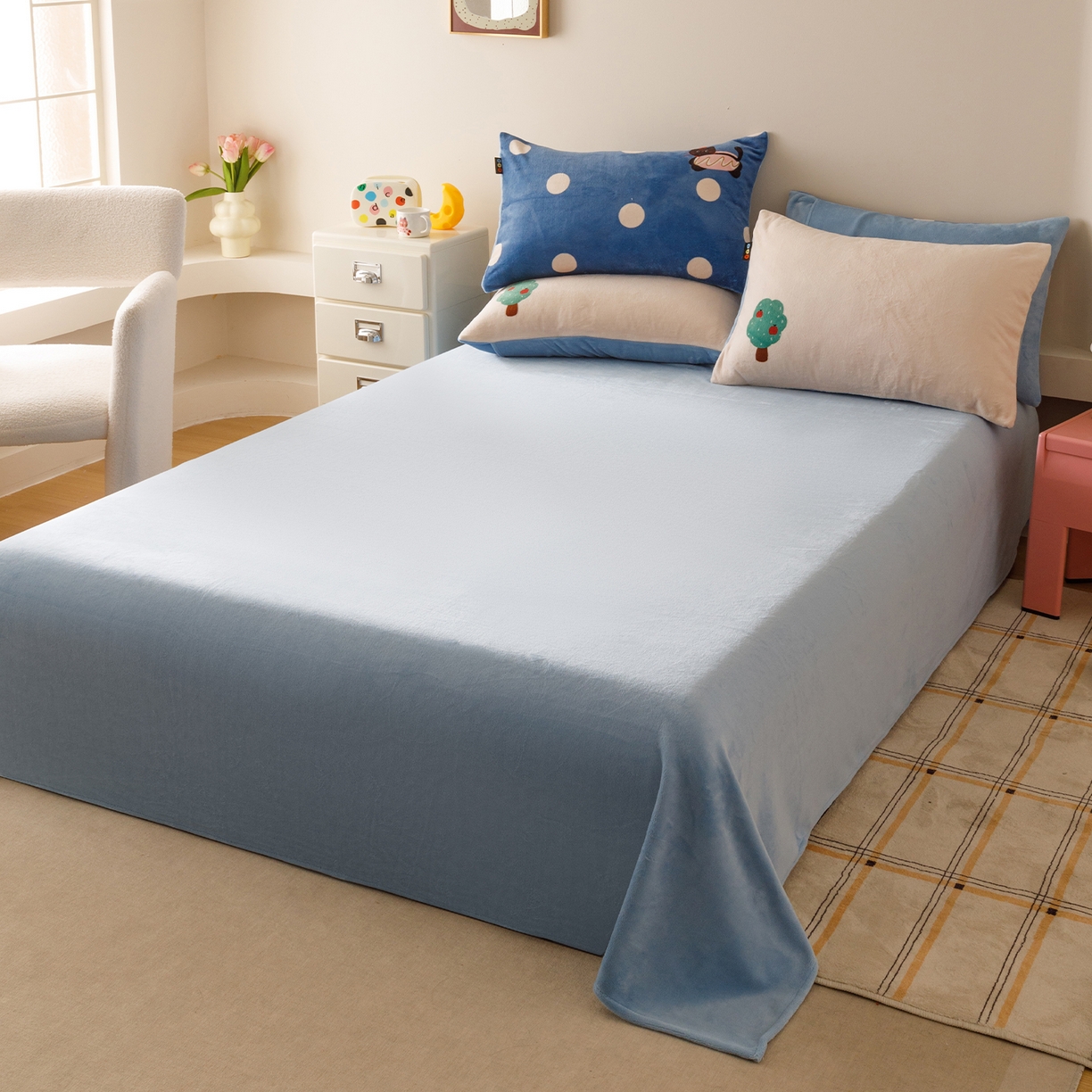 91家纺网 家纺一手货源 找家纺 RYB红黄兰 2025新款设计师原创牛奶绒大版数码印花四件套 汉堡猫咪