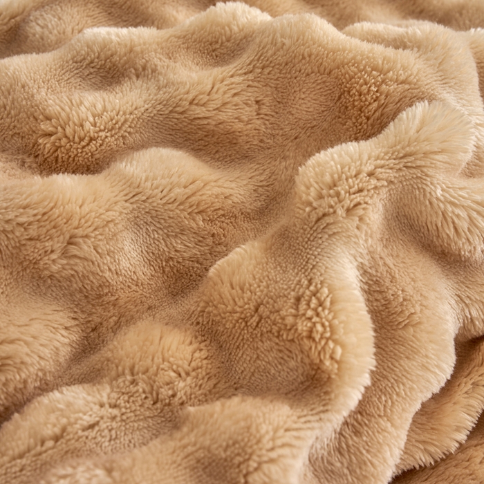 91家纺网 家纺一手货源 找家纺 小叮当家纺仓储工厂店 2025新款兔毛牛奶绒加厚保暖冬被外贸跨境被子被芯 卡咖-泡泡绒