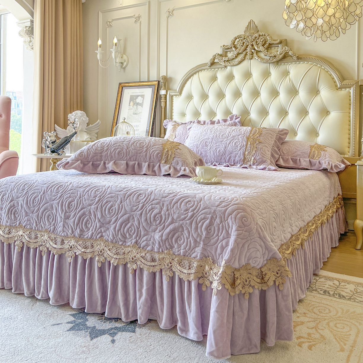 91家纺网 家纺一手货源 找家纺 恋尚 2025新款雕花牛奶绒罗曼蒂克系列四件套（控价290） 罗曼蒂克-香芋紫