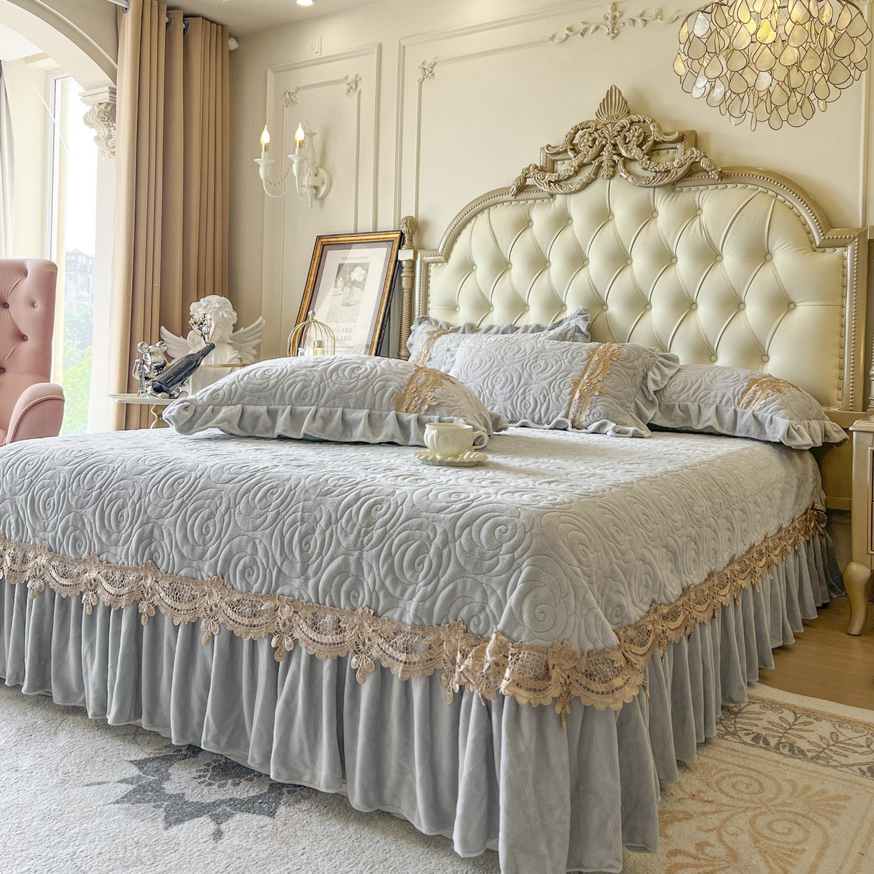 91家纺网 家纺一手货源 找家纺 恋尚 2025新款雕花牛奶绒罗曼蒂克系列四件套（控价290） 罗曼蒂克-椰蓉灰