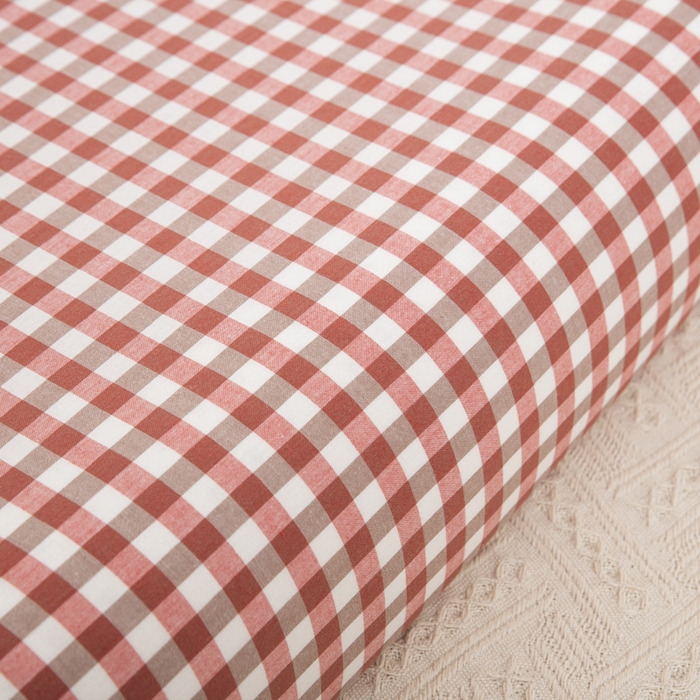 91家纺网 家纺一手货源 找家纺 大黄蜂家居家纺 2025新款全棉水洗棉乳胶枕套 橘红小格