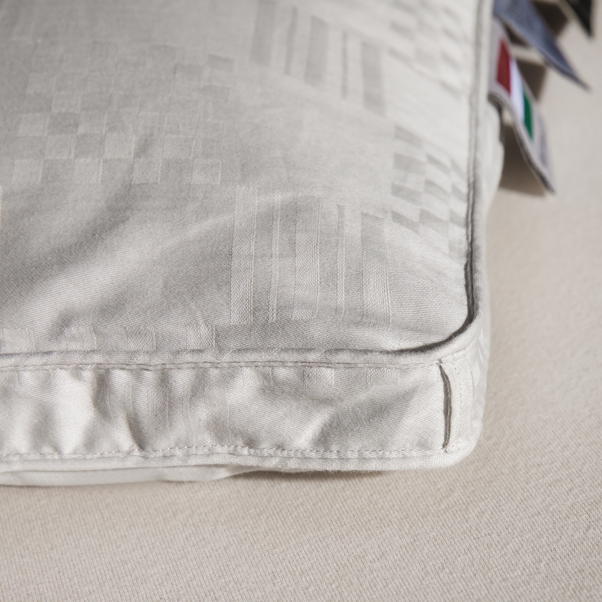 91家纺网 家纺一手货源 找家纺 御眠纺羽绒被壳 2025新款双层全棉提花羽绒被壳华夫格 华夫格灰