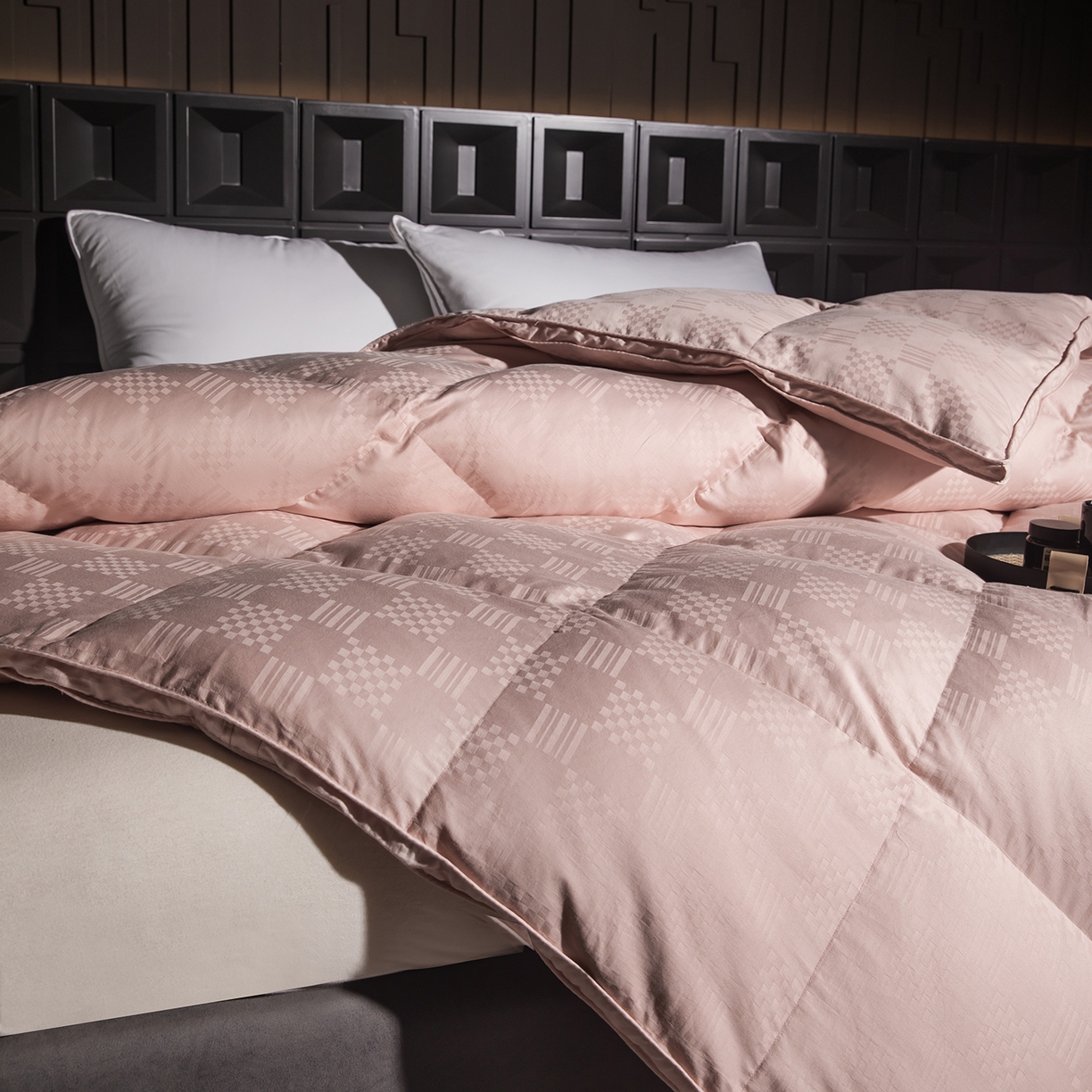 91家纺网 家纺一手货源 找家纺 御眠纺羽绒被壳 2025新款双层全棉提花羽绒被壳华夫格 华夫格豆沙