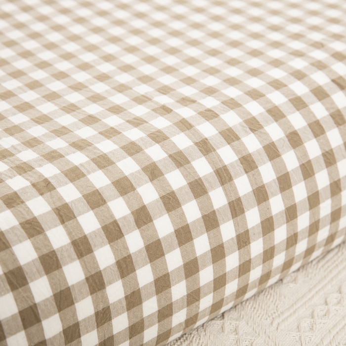 91家纺网 家纺一手货源 找家纺 大黄蜂家居家纺 2025新款全棉水洗棉乳胶枕套 浅咖小格