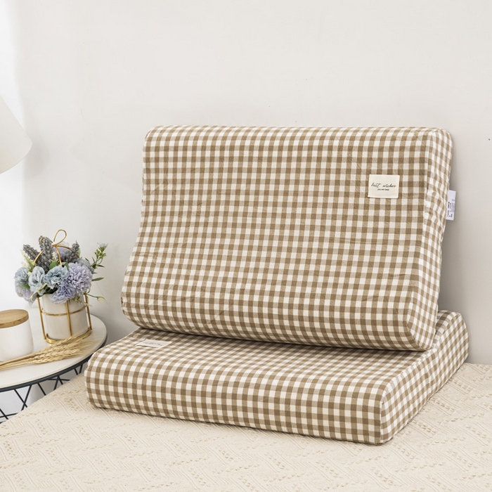 91家纺网 家纺一手货源 找家纺 大黄蜂家居家纺 2025新款全棉水洗棉乳胶枕套 浅咖小格