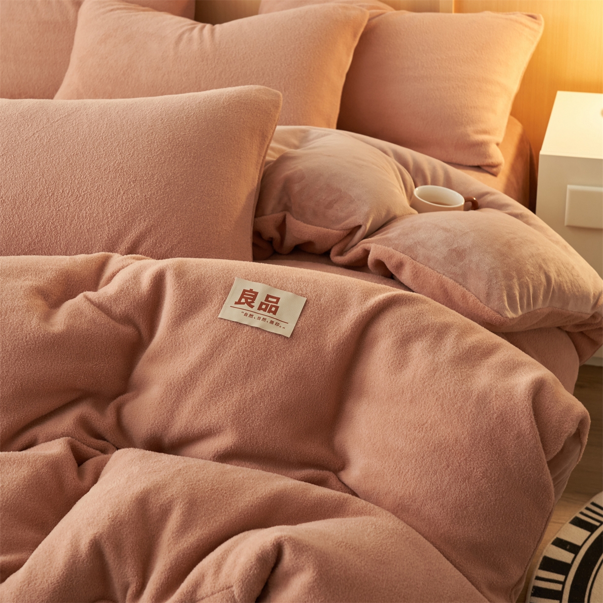 91家纺网 家纺一手货源 找家纺 金鹰 2025新款羊驼绒牛奶绒四件套保暖套件 羊驼绒-焦糖