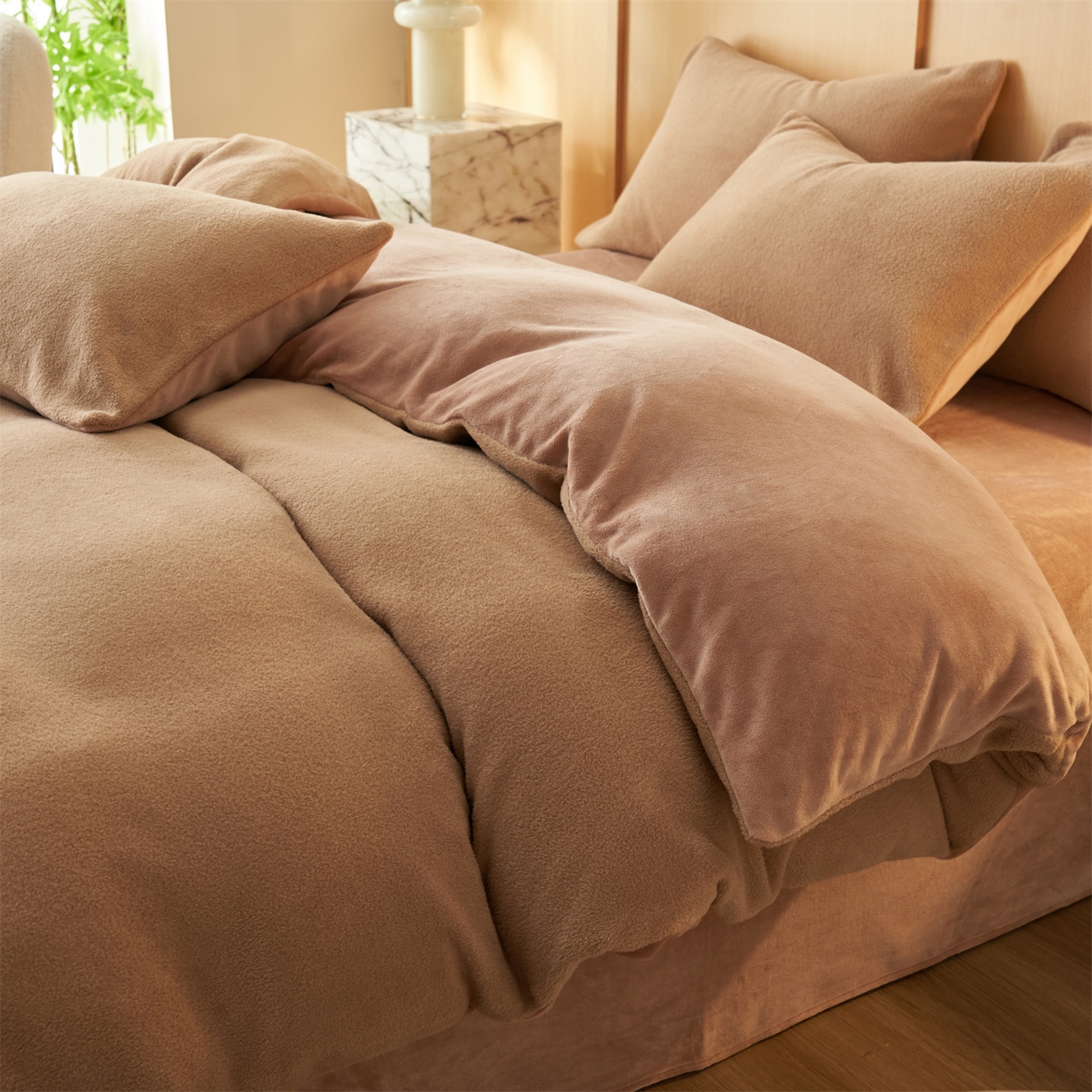 91家纺网 家纺一手货源 找家纺 金鹰 2025新款羊驼绒牛奶绒四件套保暖套件 羊驼绒-咖啡