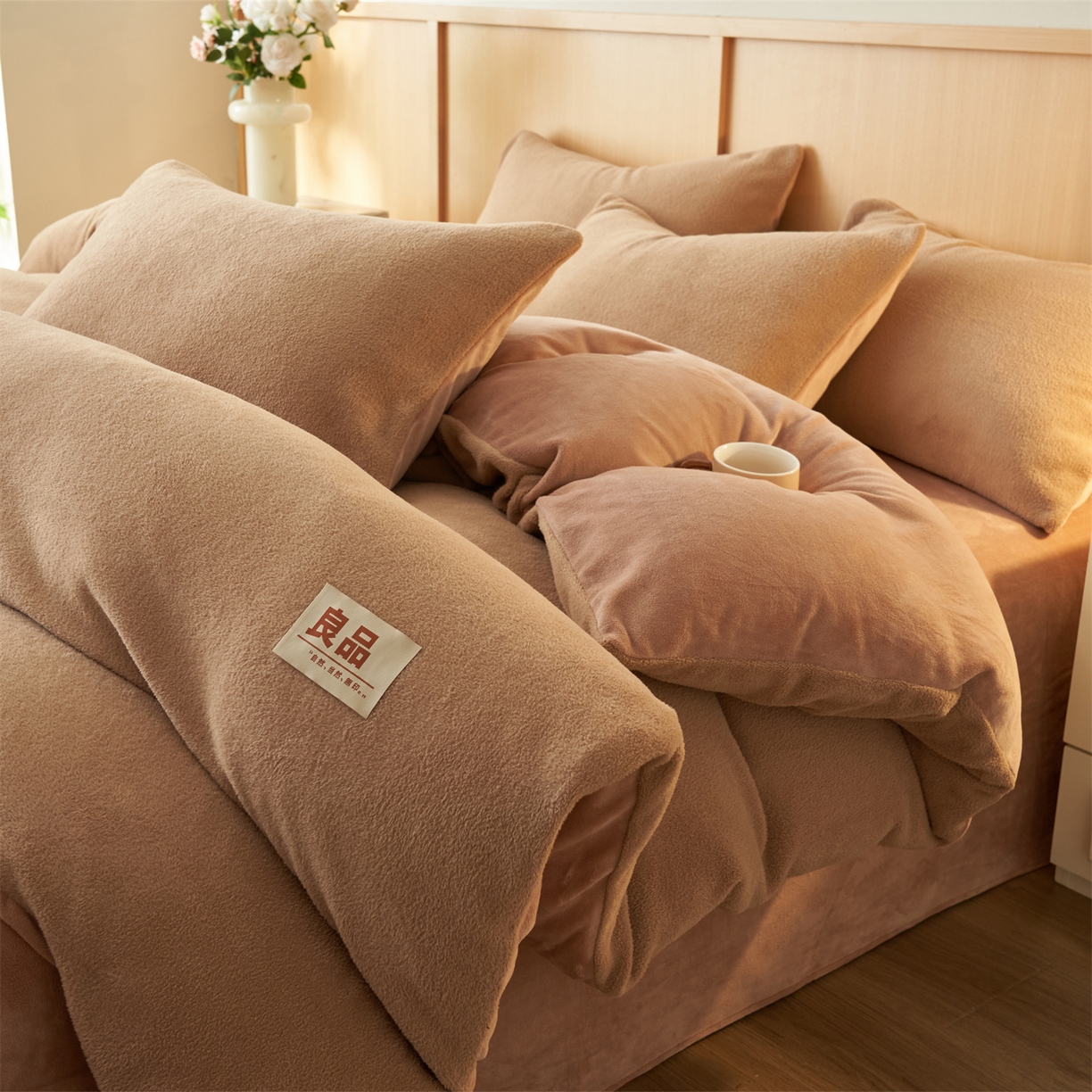 91家纺网 家纺一手货源 找家纺 金鹰 2025新款羊驼绒牛奶绒四件套保暖套件 羊驼绒-咖啡