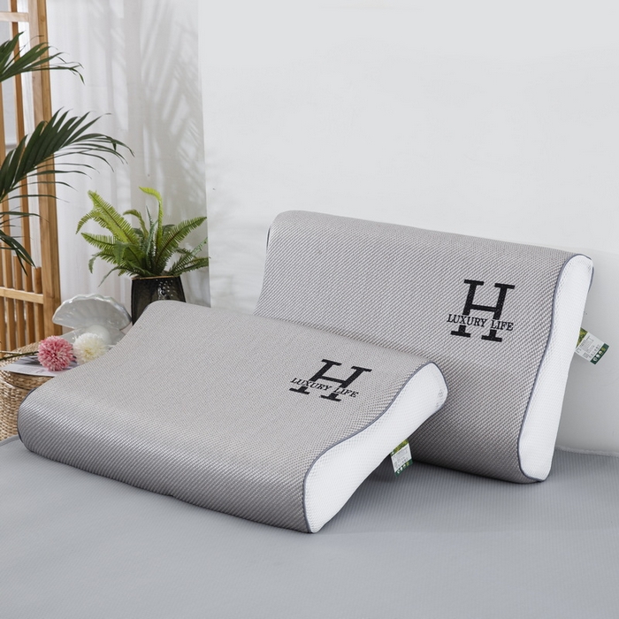 91家纺网 家纺一手货源 找家纺 大黄蜂家居家纺 2025新款艾草冰滕乳胶枕套含芯 H款灰