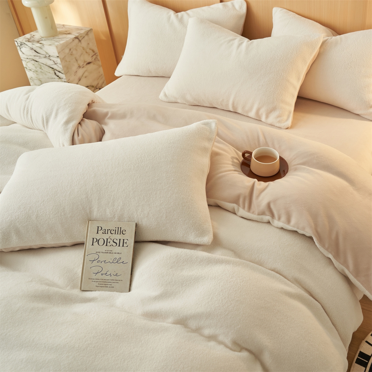 91家纺网 家纺一手货源 找家纺 金鹰 2025新款羊驼绒牛奶绒四件套保暖套件 羊驼绒-奶白