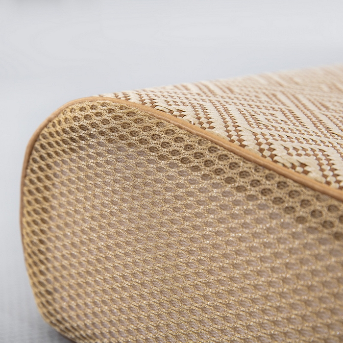 91家纺网 家纺一手货源 找家纺 大黄蜂家居家纺 2025新款艾草冰滕乳胶枕套含芯 净面如意格