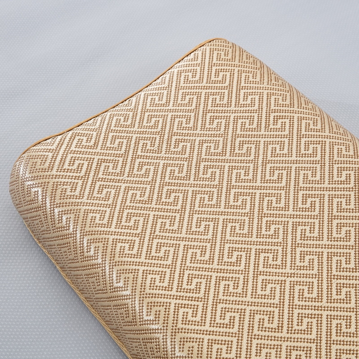 91家纺网 家纺一手货源 找家纺 大黄蜂家居家纺 2025新款艾草冰滕乳胶枕套含芯 净面如意格