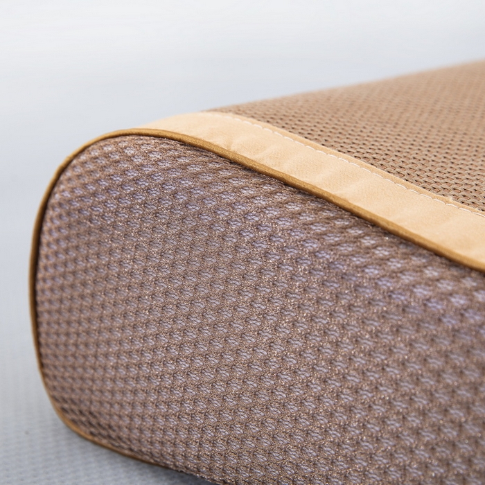 91家纺网 家纺一手货源 找家纺 大黄蜂家居家纺 2025新款艾草冰滕乳胶枕套含芯 拼色H款黄