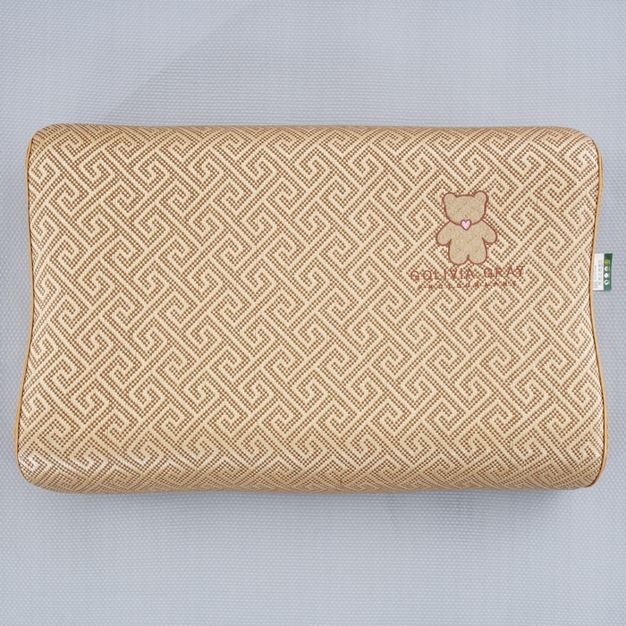 91家纺网 家纺一手货源 找家纺 大黄蜂家居家纺 2025新款艾草冰滕乳胶枕套含芯 如意格英文熊