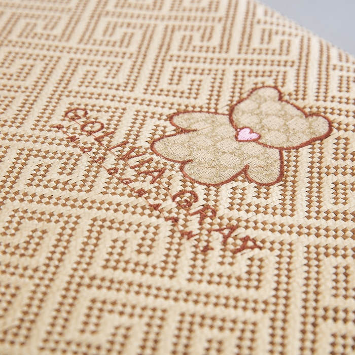 91家纺网 家纺一手货源 找家纺 大黄蜂家居家纺 2025新款艾草冰滕乳胶枕套含芯 如意格英文熊