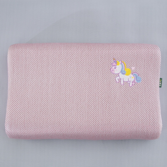 91家纺网 家纺一手货源 找家纺 大黄蜂家居家纺 2025新款艾草冰滕乳胶枕套含芯 小马粉