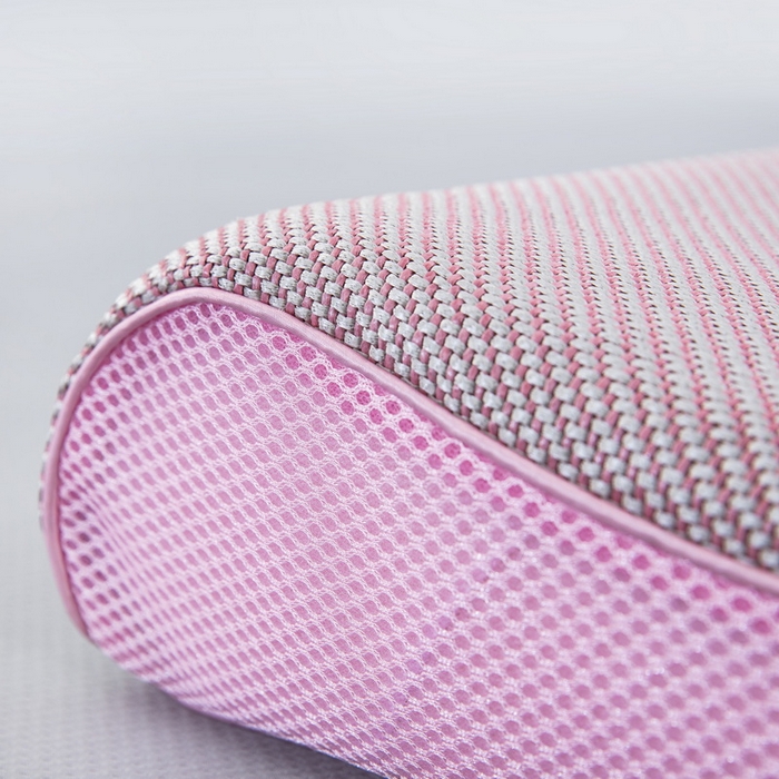 91家纺网 家纺一手货源 找家纺 大黄蜂家居家纺 2025新款艾草冰滕乳胶枕套含芯 小马粉