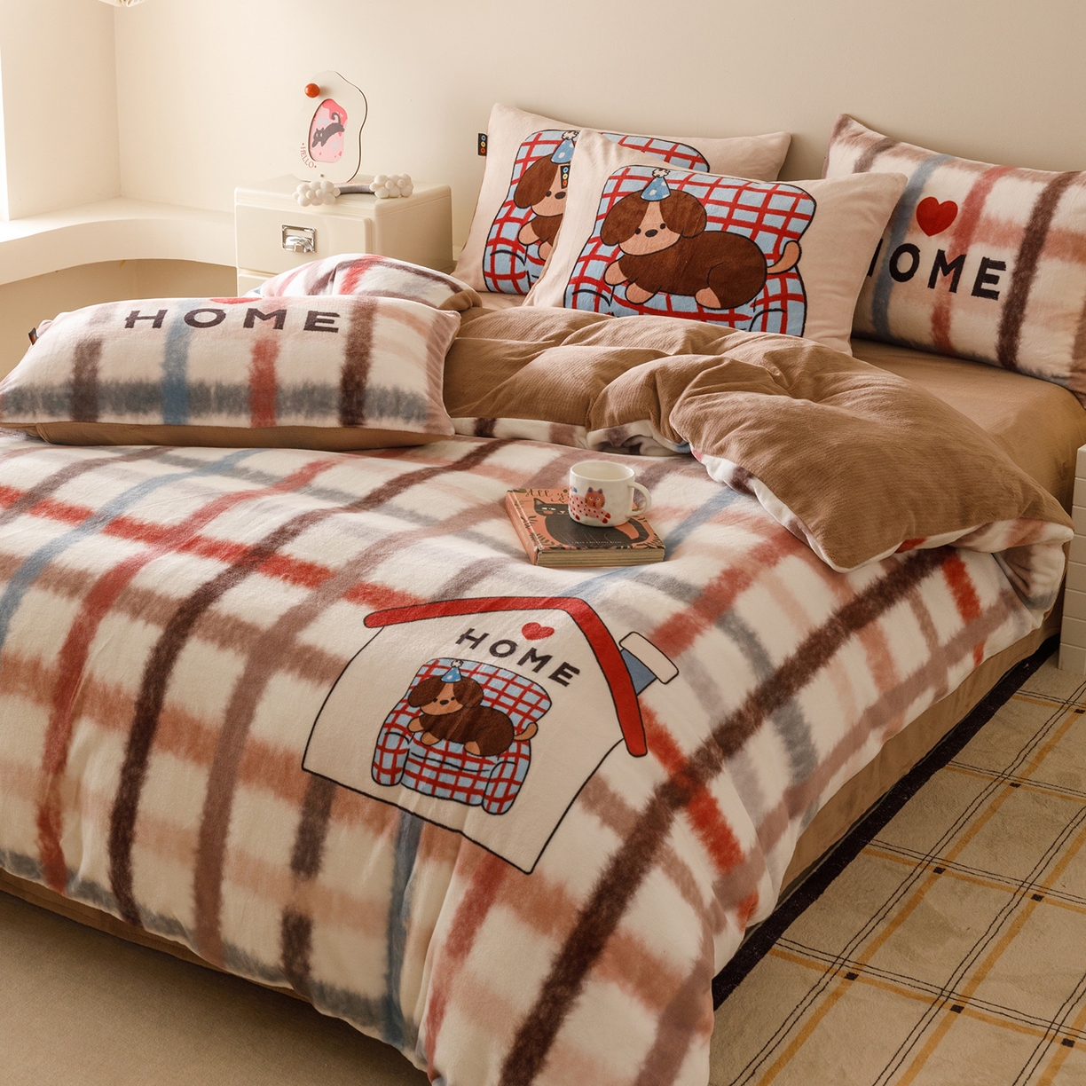 91家纺网 家纺一手货源 找家纺 RYB红黄兰 2025新款设计师原创牛奶绒大版数码印花四件套 毛茸茸