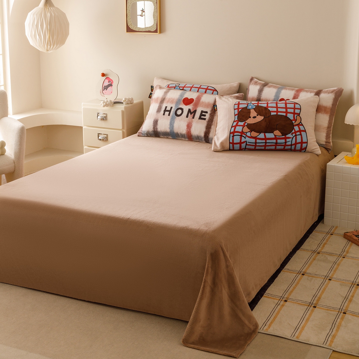 91家纺网 家纺一手货源 找家纺 RYB红黄兰 2025新款设计师原创牛奶绒大版数码印花四件套 毛茸茸