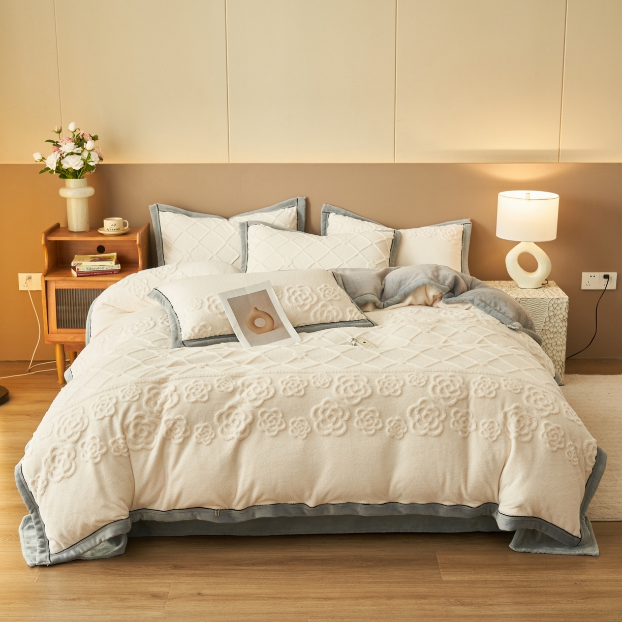 91家纺网 家纺一手货源 找家纺 （总）金鹰 2025新款提花绒牛奶绒四件套