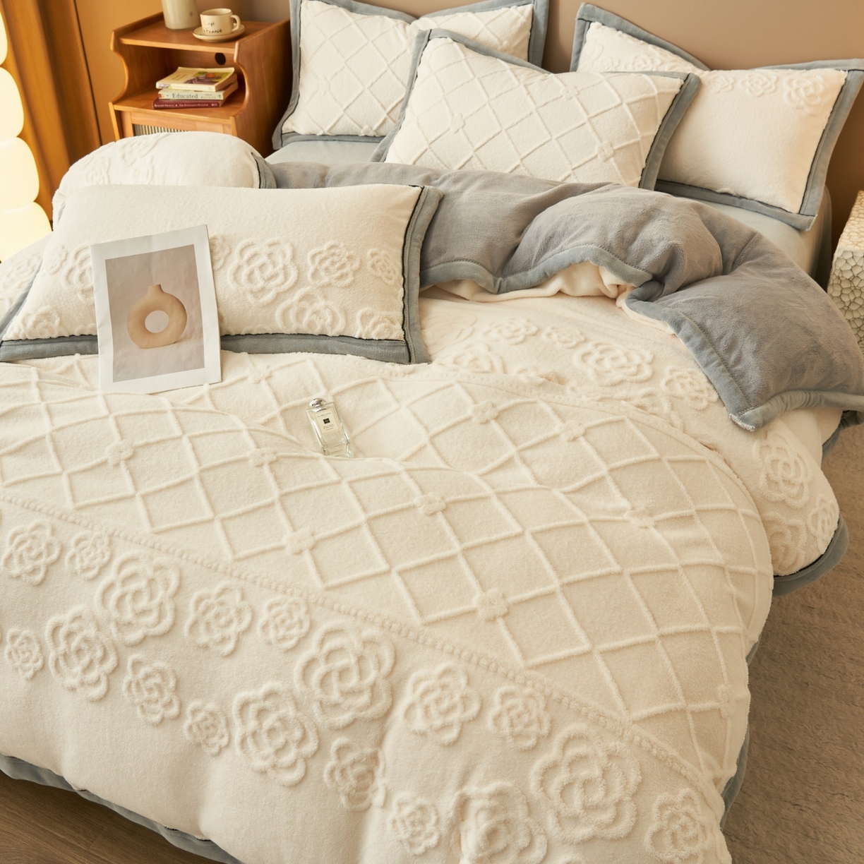 91家纺网 家纺一手货源 找家纺 （总）金鹰 2025新款提花绒牛奶绒四件套