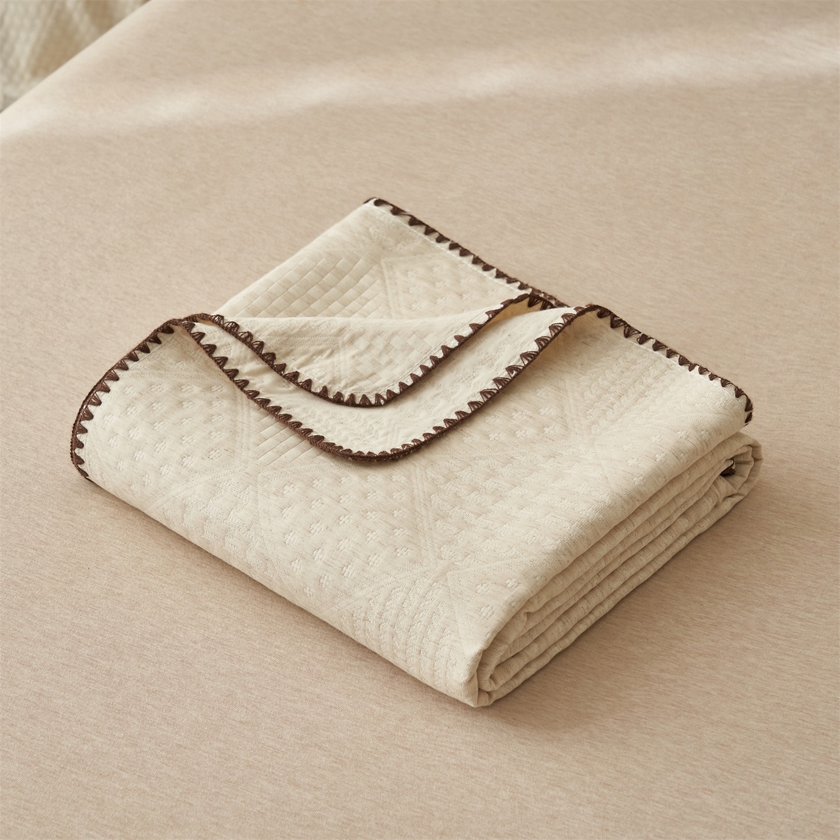 91家纺网 家纺一手货源 找家纺 金鹰 2025新款A类全棉棉麻毛多功能盖毯床盖床单 华夫格