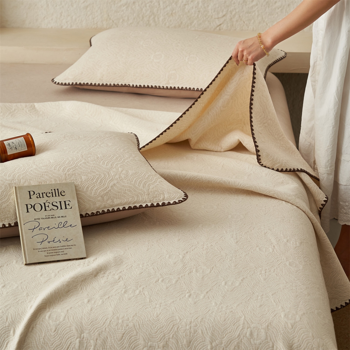 91家纺网 家纺一手货源 找家纺 金鹰 2025新款A类全棉棉麻毛多功能盖毯床盖床单 摩卡