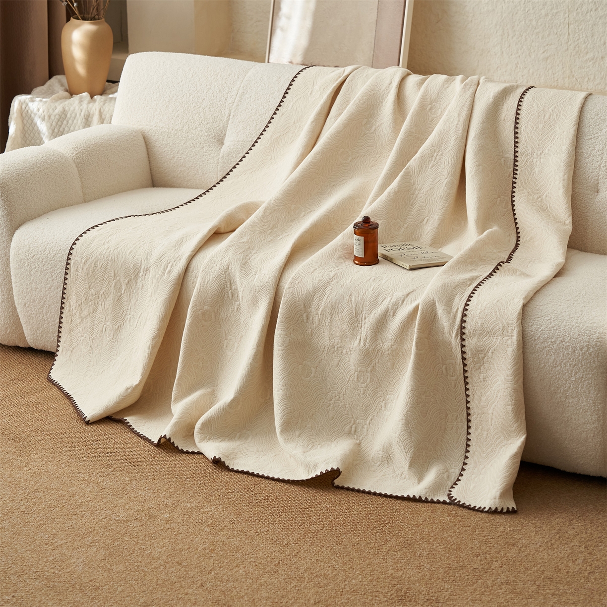 91家纺网 家纺一手货源 找家纺 金鹰 2025新款A类全棉棉麻毛多功能盖毯床盖床单 摩卡