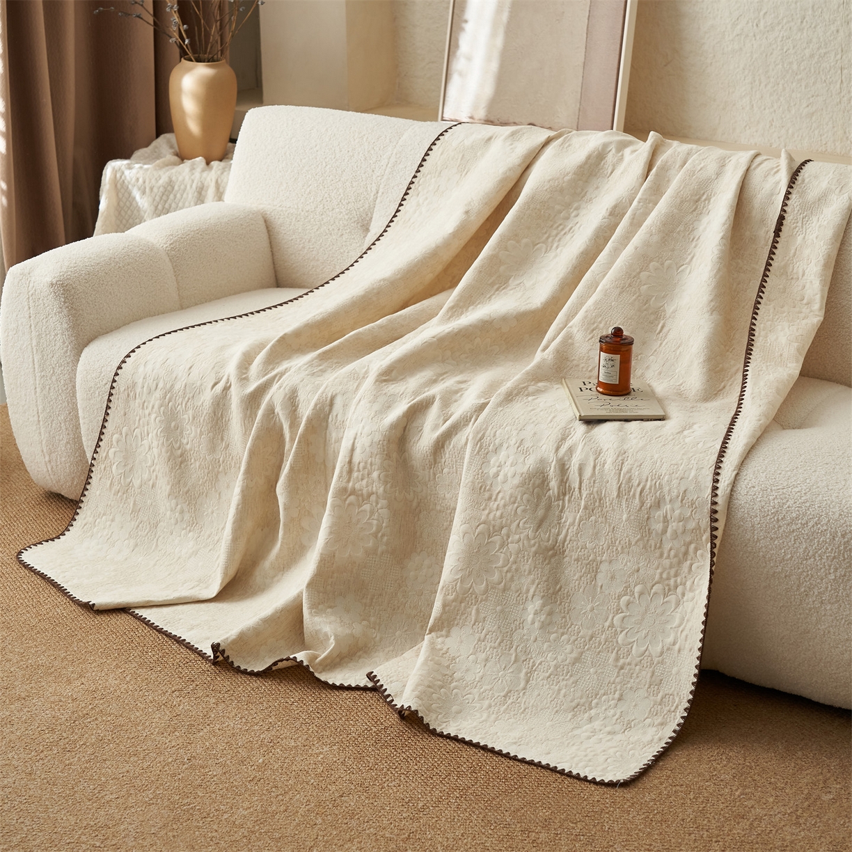 91家纺网 家纺一手货源 找家纺 金鹰 2025新款A类全棉棉麻毛多功能盖毯床盖床单 温婉花语