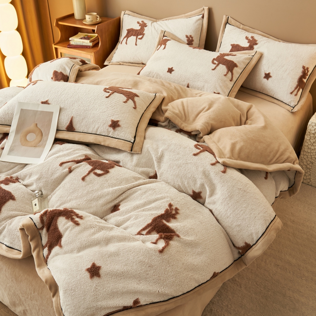 91家纺网 家纺一手货源 找家纺 金鹰 2025新款提花绒牛奶绒四件套 圣诞小鹿