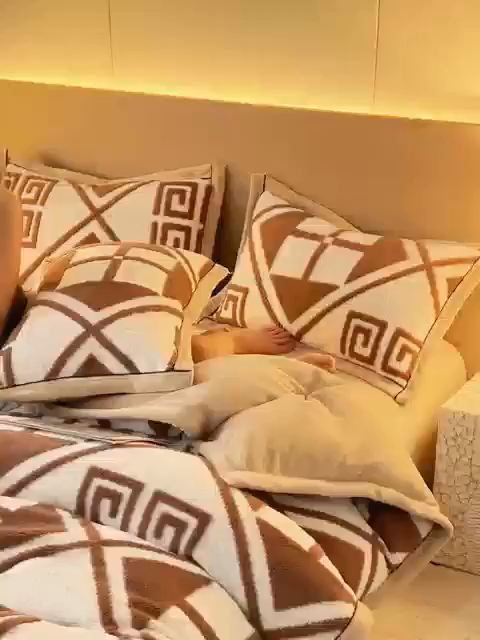 91家纺网 家纺一手货源 找家纺 金鹰 2025新款提花绒牛奶绒四件套 苏迪娜